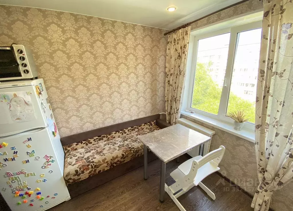 2-к кв. Ленинградская область, Гатчина ул. Радищева, 28 (52.0 м) - Фото 2
