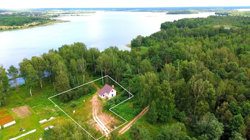 Дом в Псковская область, Куньинский район, Жижицкая волость, д. ... - Фото 1