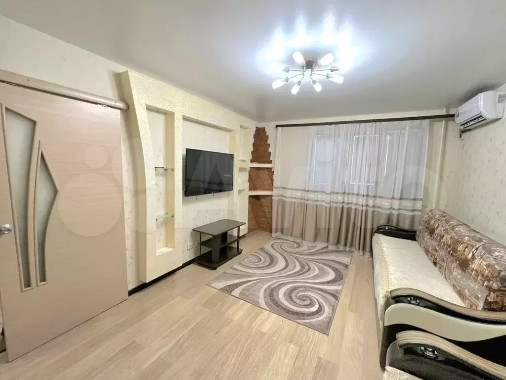 1-к. квартира, 45 м, 6/10 эт. - Фото 0