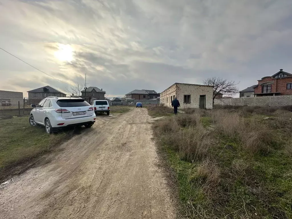 Участок в Дагестан, Каспийск Дружба СНТ, ул. Вишневая, 16 (23.5 сот.) - Фото 1