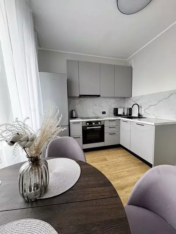 2-к. квартира, 60 м, 5/25 эт. - Фото 1