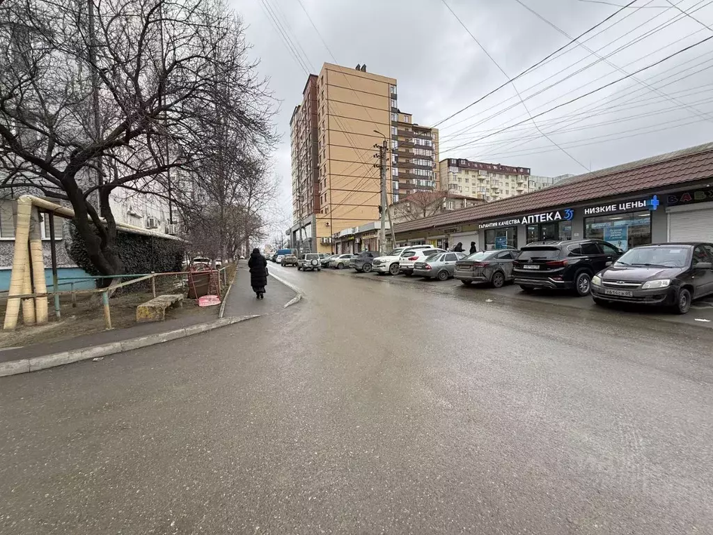 4-к кв. Дагестан, Махачкала ул. Каримова, 4 (98.0 м) - Фото 1