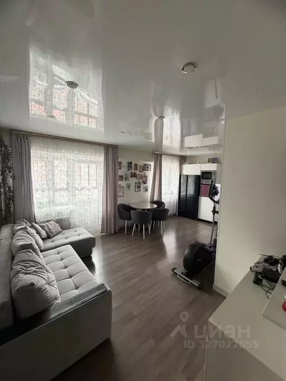 3-к кв. Иркутская область, Иркутск Братская ул., 7/15 (62.3 м) - Фото 1