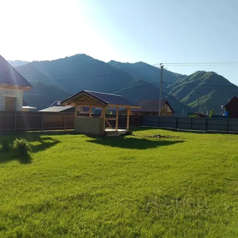 Дом в Алтай, Чемальский район, с. Чемал ул. Уютная, 13 (50 м) - Фото 0