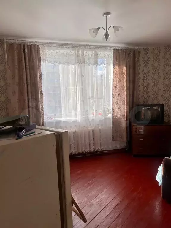 Комната 18 м в 3-к., 2/3 эт. - Фото 0