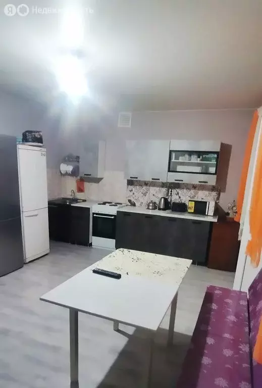 3-комнатная квартира: Тверь, улица Фрунзе, 22 (86 м) - Фото 1