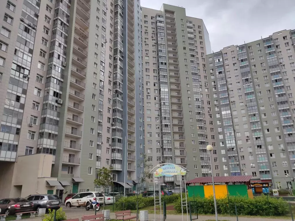 Квартира, 3 комнаты, 74.4 м - Фото 0