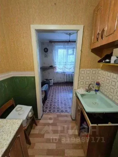 1-к кв. Белгородская область, Старый Оскол Интернациональный мкр, 28 ... - Фото 0
