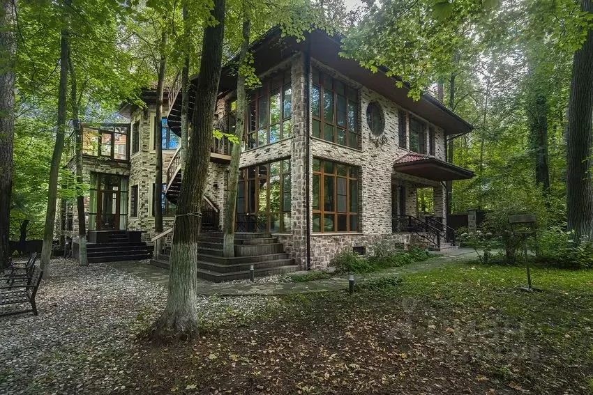 Дом в Московская область, Одинцовский городской округ, д. Жуковка  ... - Фото 0