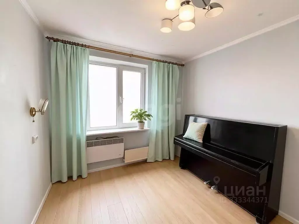 3-к кв. Крым, Щелкино Ленинский район, 34 (61.3 м) - Фото 1