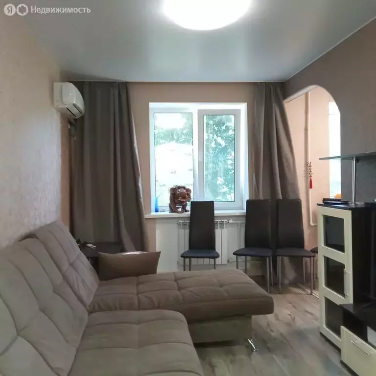 3-комнатная квартира: Донецк, 12-й квартал, 11 (58 м) - Фото 0