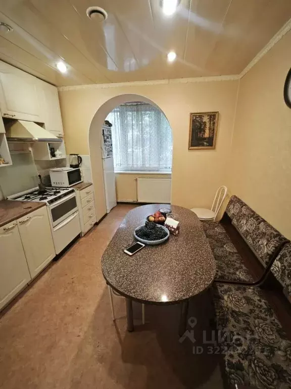 3-к кв. Псковская область, Псков Западная ул., 1 (66.8 м) - Фото 1