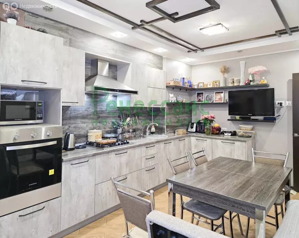 3-комнатная квартира: Брянск, улица Брянского Фронта, 28к2 (88 м) - Фото 1