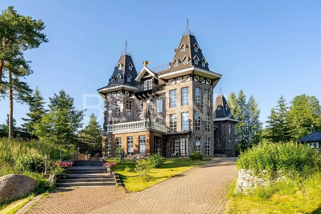 Дом в Ленинградская область, Выборгский район, Советское городское ... - Фото 1