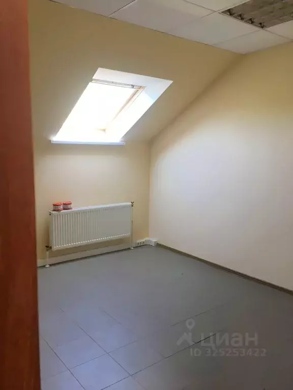 Офис в Ленинградская область, Ломоносовский район, Ропшинское с/пос, ... - Фото 1