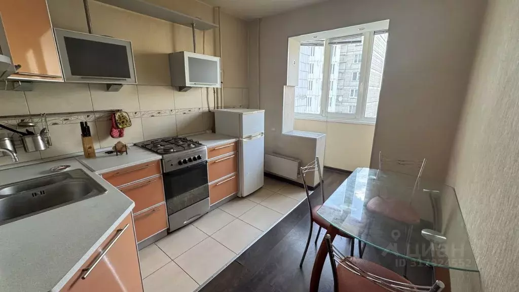 3-к кв. Тверская область, Тверь ул. Коробкова, 6 (70.0 м) - Фото 0