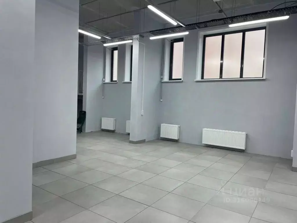 Помещение свободного назначения в Удмуртия, Ижевск ул. Ленина, 97А ... - Фото 0