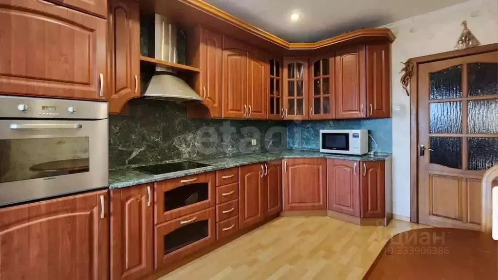 3-к кв. Тюменская область, Тюмень Олимпийская ул., 51 (105.0 м) - Фото 0