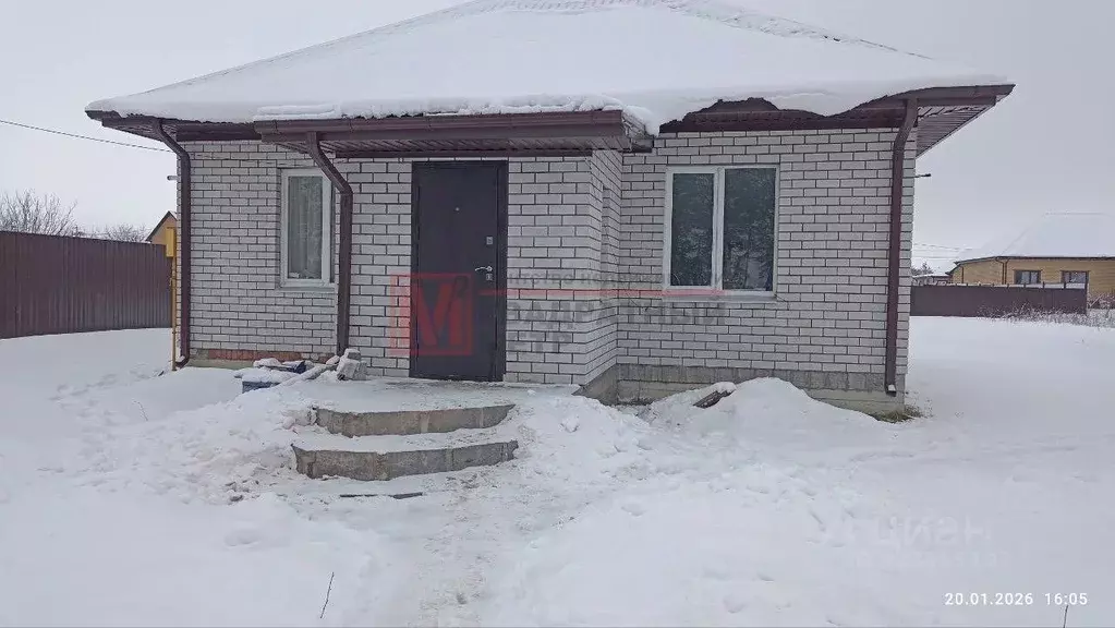 Дом в Белгородская область, Старооскольский городской округ, с. Озерки ... - Фото 1