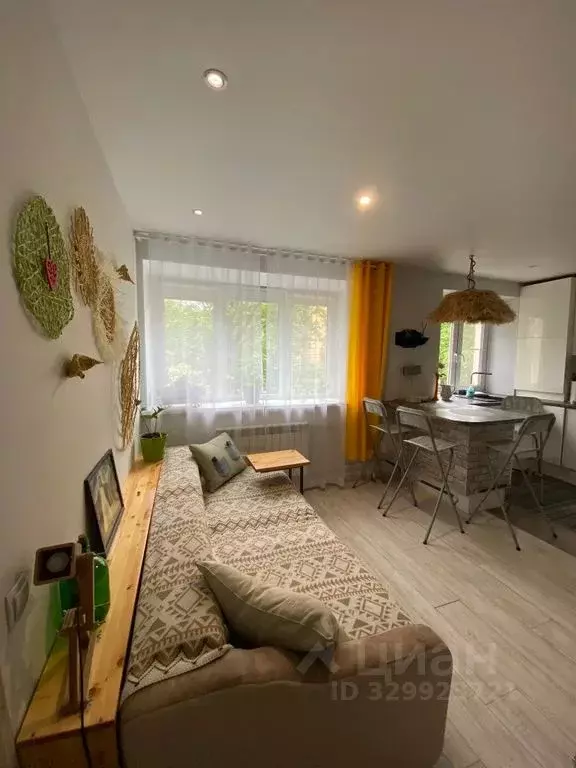 2-к кв. Карелия, Петрозаводск Пушкинская ул., 3А (42.0 м) - Фото 1