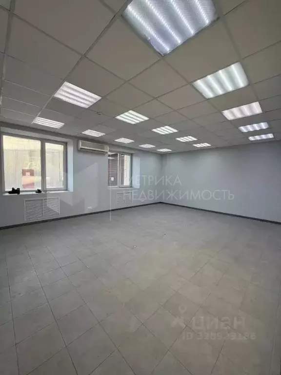 Офис в Тюменская область, Тюмень Авторемонтная ул., 49 (51 м) - Фото 2