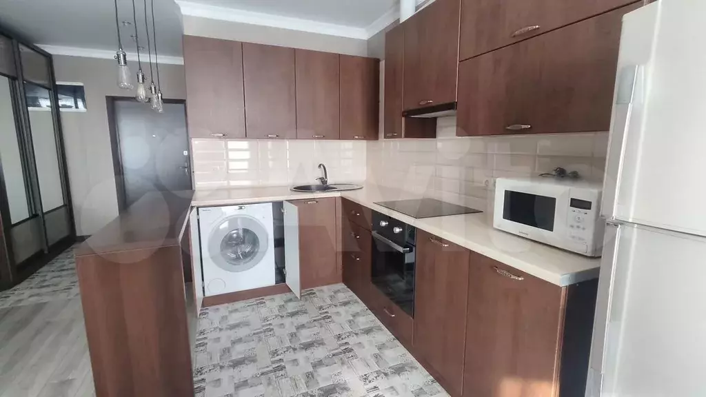 1-к. квартира, 40 м, 10/15 эт. - Фото 1