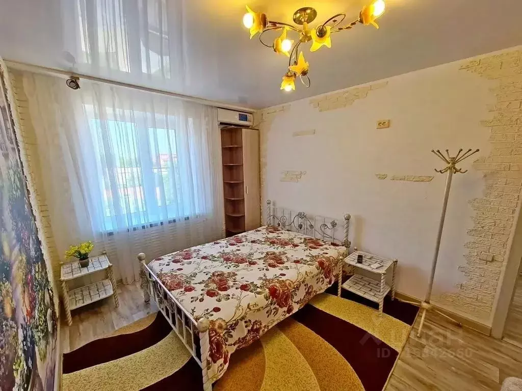 1-к кв. Краснодарский край, Ейск Рабочая ул., 2Бс150 (29.0 м) - Фото 0