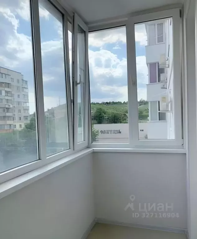 1-к кв. Крым, Симферополь ул. Ковыльная, 94 (55.2 м) - Фото 1