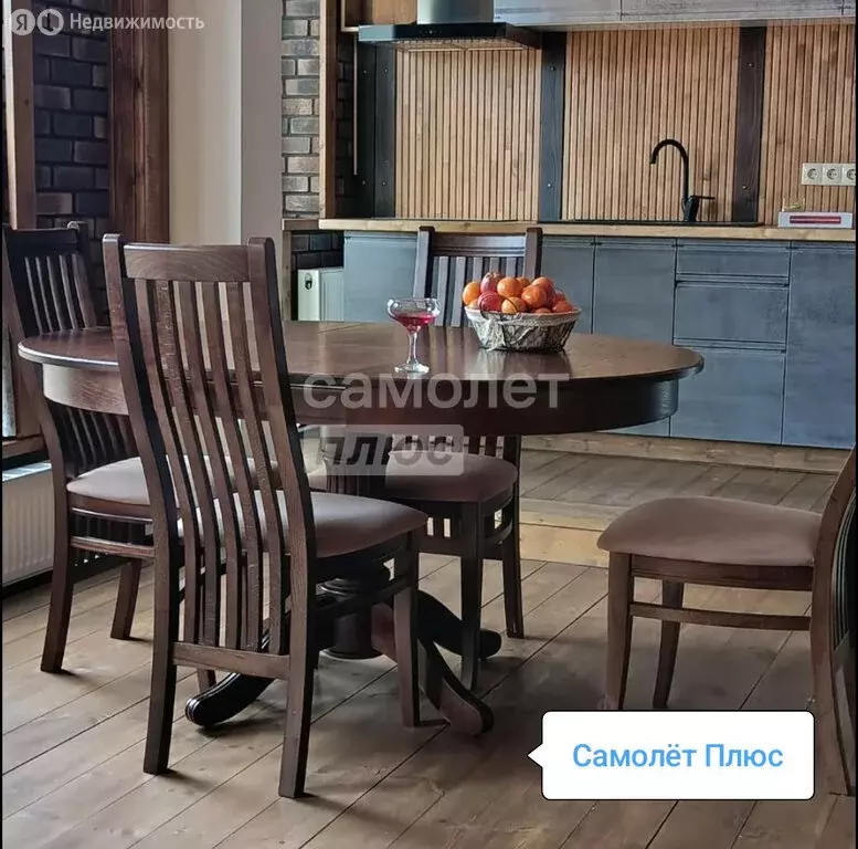 Дом в Приморско-Ахтарск, Добровольная улица (190 м) - Фото 1
