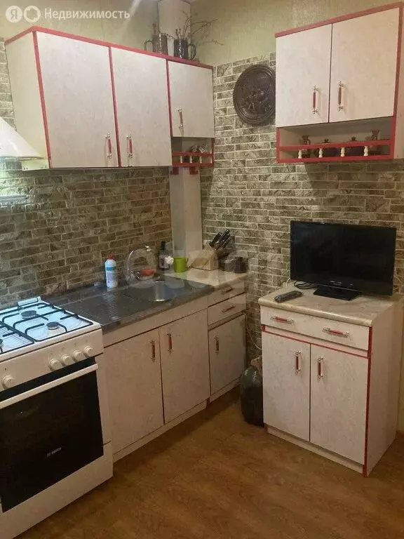 3-комнатная квартира: Сосногорск, Сосногорск, улица Гайдара, 6Б (63.3 ... - Фото 1