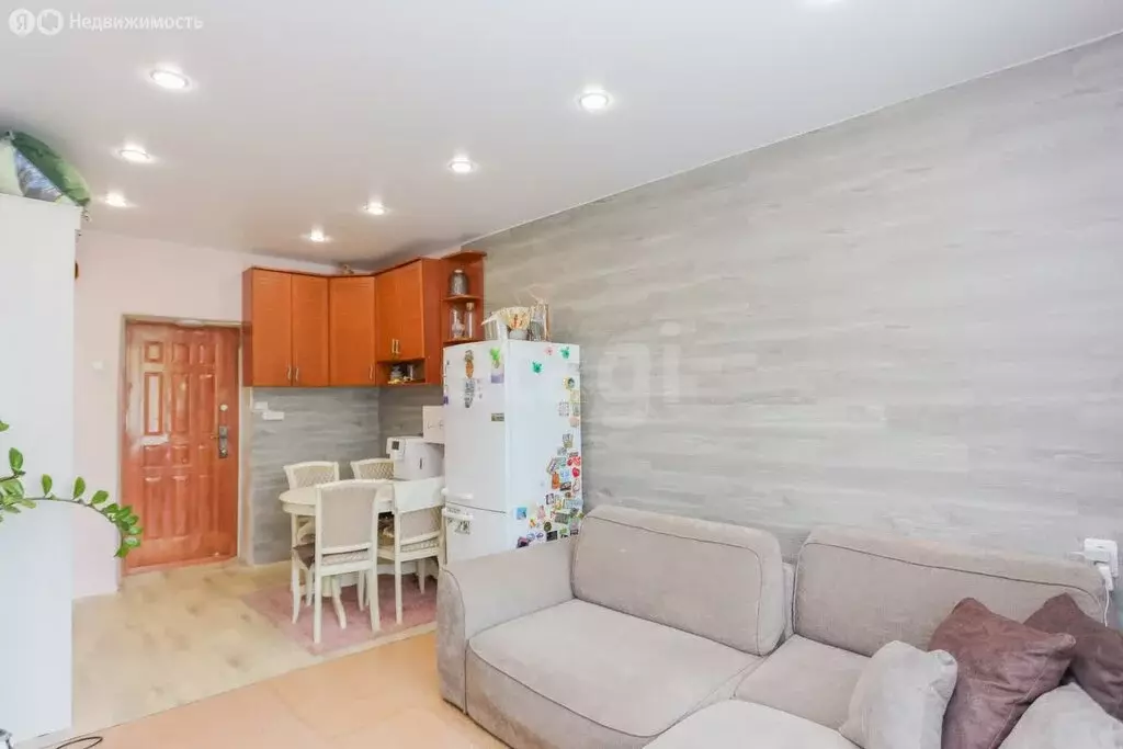 1к в -комнатной квартире (17.4 м) - Фото 0