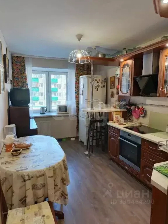 2-к кв. Тюменская область, Тюмень ул. Карла Маркса, 12к3 (55.9 м) - Фото 1