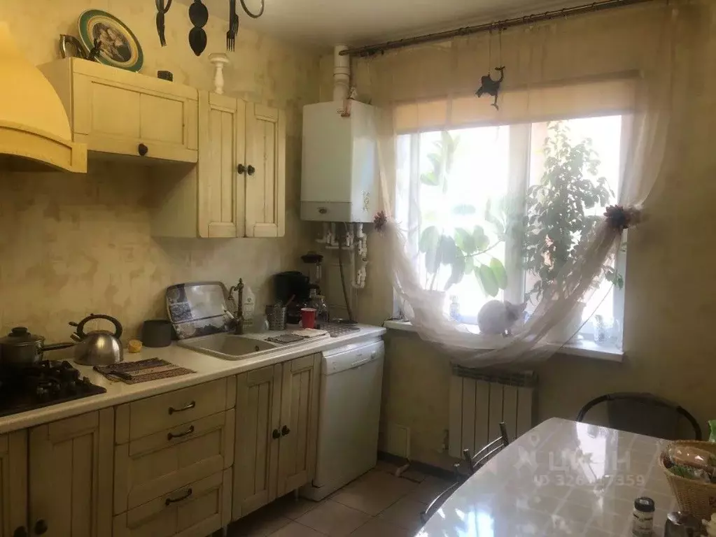 4-к кв. Волгоградская область, Волгоград Енотаевская ул., 35И (94.6 м) - Фото 2