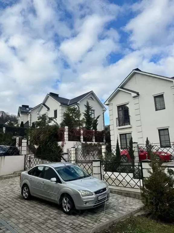 Дом в Краснодарский край, Сочи ул. Ворошиловградская (190 м) - Фото 1