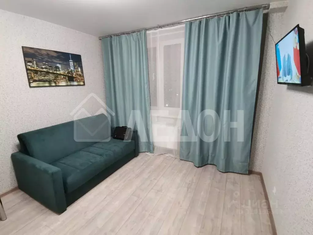 1-к кв. Омская область, Омск ул. Б.Г. Шаронова, 27 (32.4 м) - Фото 0