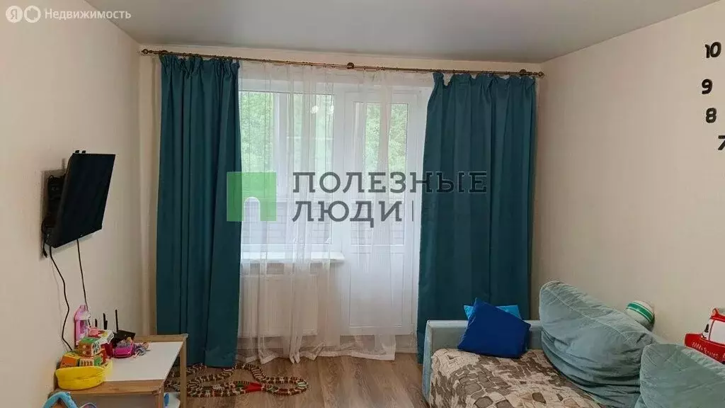 2-комнатная квартира: село Октябрьский, Полесская улица, 10 (53.4 м) - Фото 1