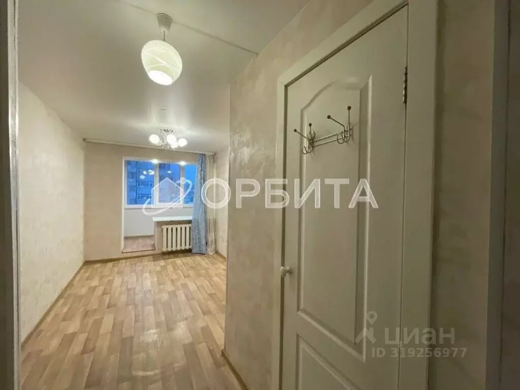 Студия Тюменская область, Тюмень ул. Мельникайте, 113 (13.3 м) - Фото 1