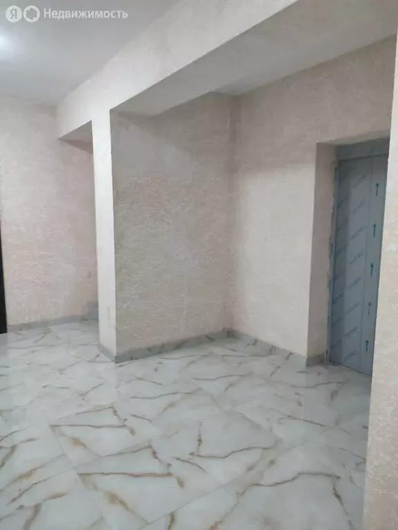 2-комнатная квартира: Нальчик, улица Тарчокова, 31к1 (82 м) - Фото 1