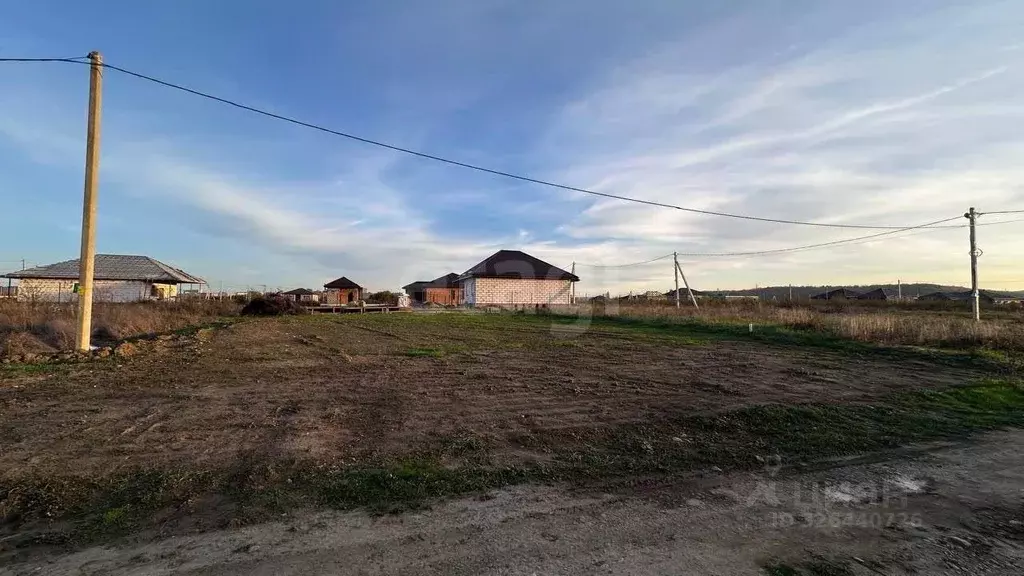 Участок в Адыгея, Майкоп городской округ, Гавердовский хут. ул. Нурбия ... - Фото 1