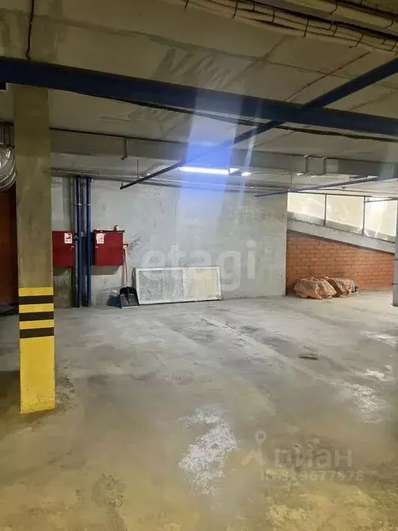 Гараж в Свердловская область, Екатеринбург ул. Волошина, 1 (15 м) - Фото 0