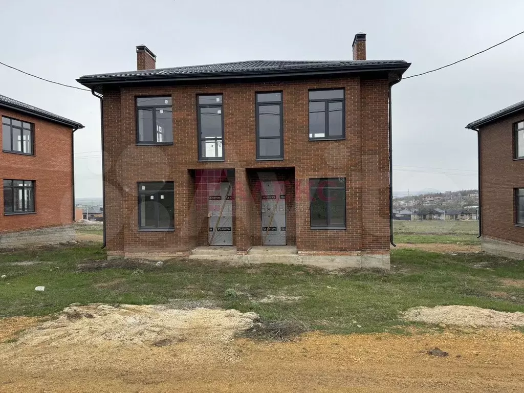 Таунхаус 100 м на участке 2 сот. - Фото 0