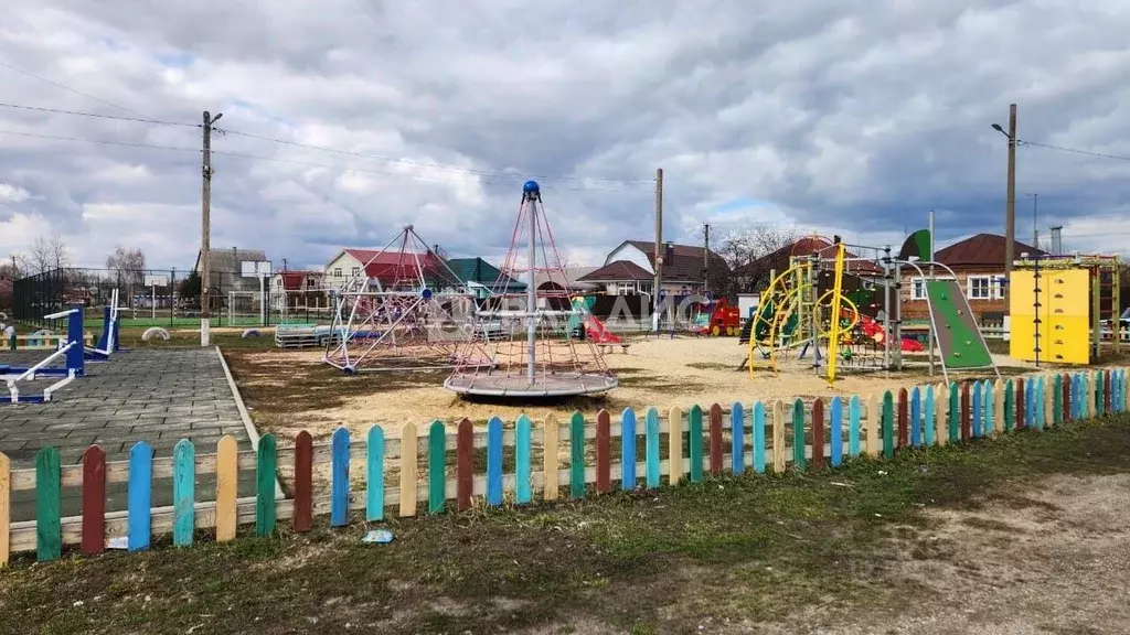 Дом в Воронежская область, с. Новая Усмань  (80 м) - Фото 0