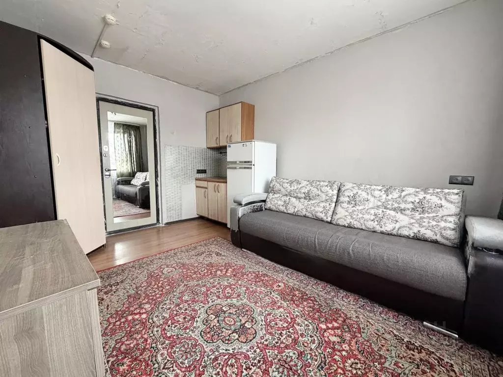 Комната Новосибирская область, Новосибирск ул. Ватутина, 6 (12.8 м) - Фото 2