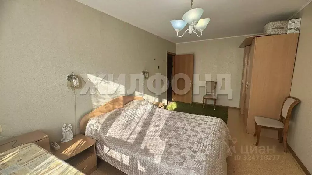 3-к кв. Хакасия, Черногорск ул. Калинина, 15 (61.0 м) - Фото 1