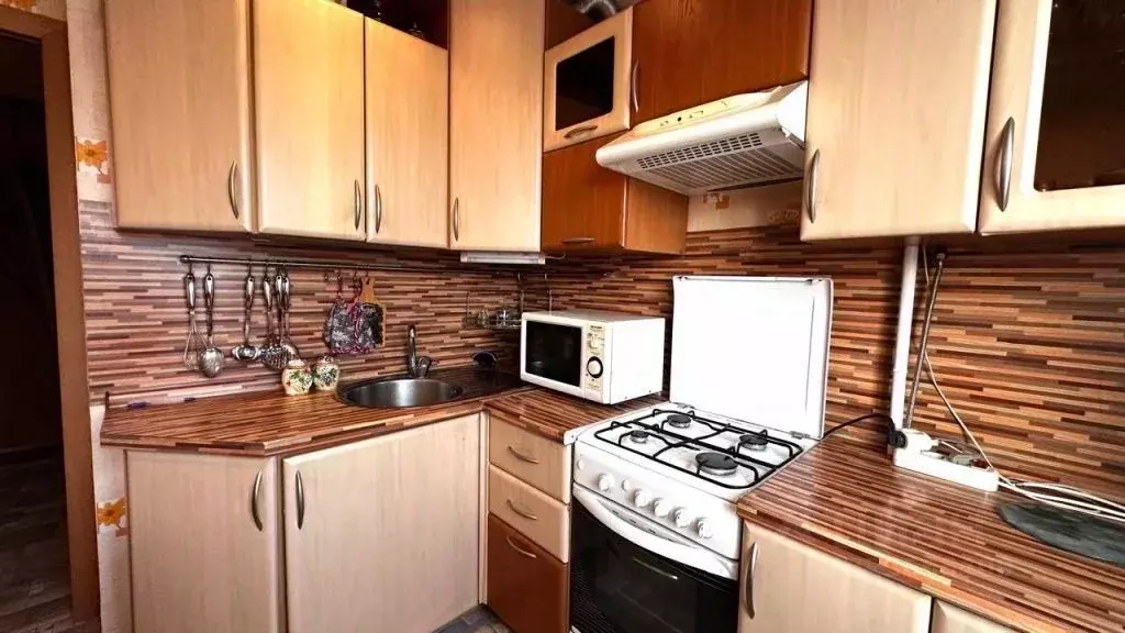 2-к кв. Владимирская область, Владимир ул. Нижняя Дуброва, 20 (49.6 м) - Фото 2