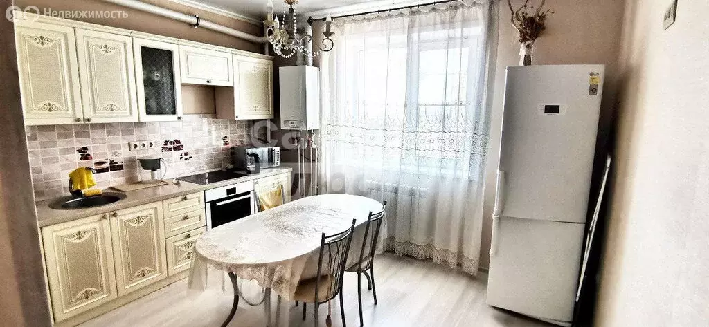 1-комнатная квартира: Астрахань, улица Савушкина, 6к7 (40 м) - Фото 1