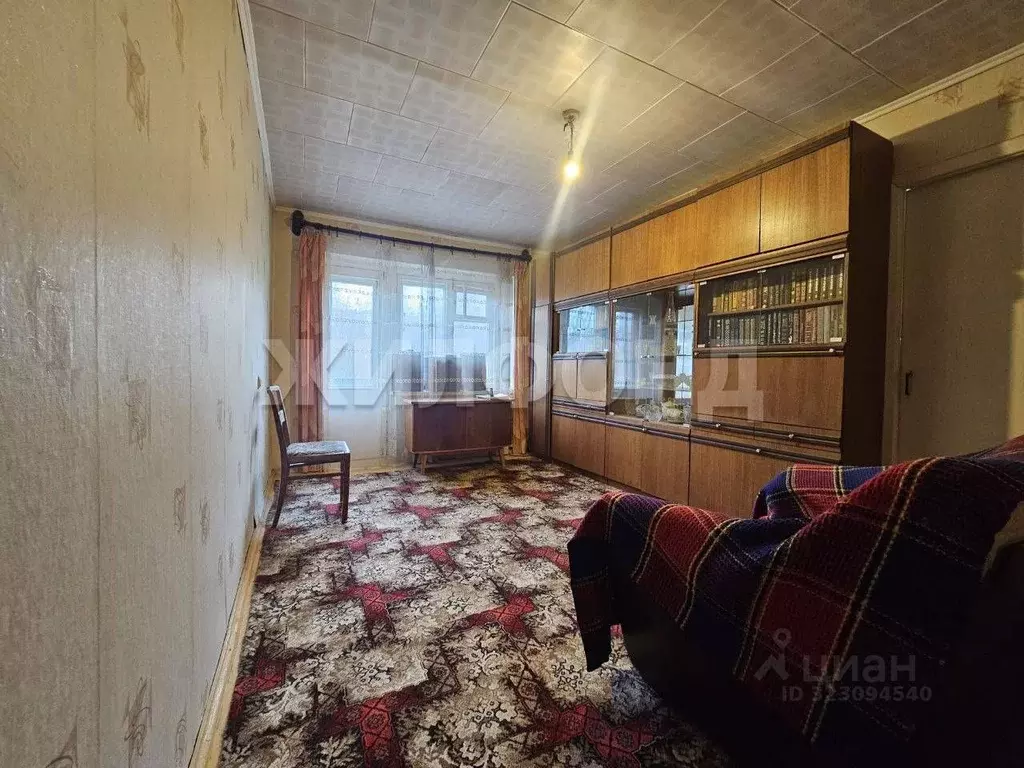 3-к кв. Брянская область, Брянск Октябрьская ул., 99 (53.0 м) - Фото 1