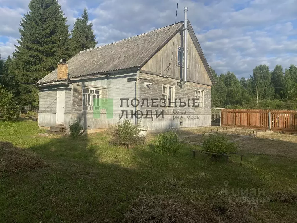 Дом в Коми, Сыктывкар городской округ, Краснозатонский пгт ул. ... - Фото 1