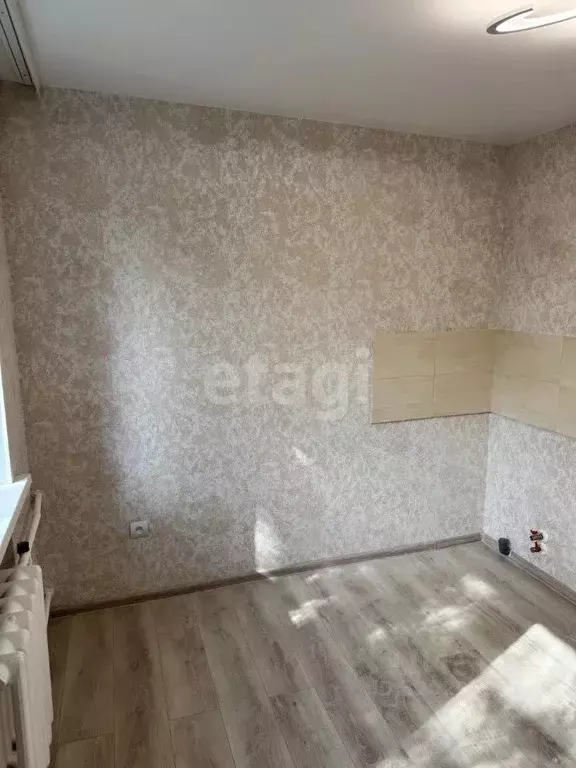 Комната Воронежская область, Воронеж ул. Молодогвардейцев, 15 (13.2 м) - Фото 0