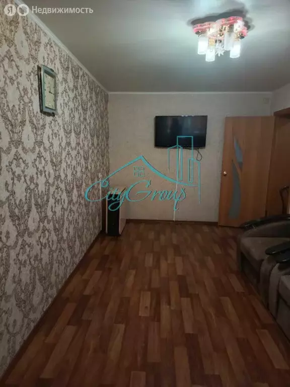2-комнатная квартира: Кувандык, Октябрьская улица, 11 (42.9 м) - Фото 1